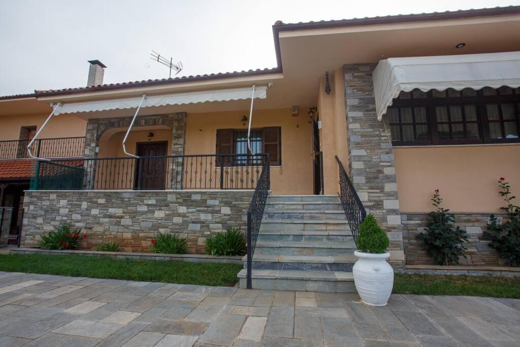Βίλα Για Όλες Τις Εποχές Του Χρόνου Cozani Exterior foto
